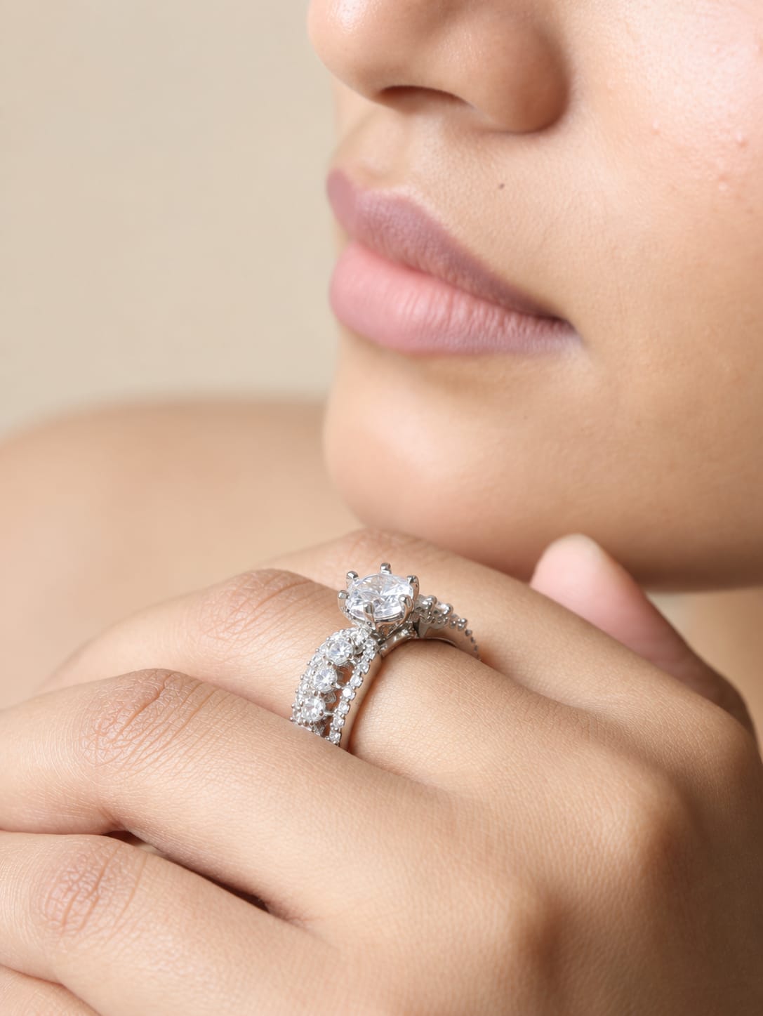 The Velora Ring